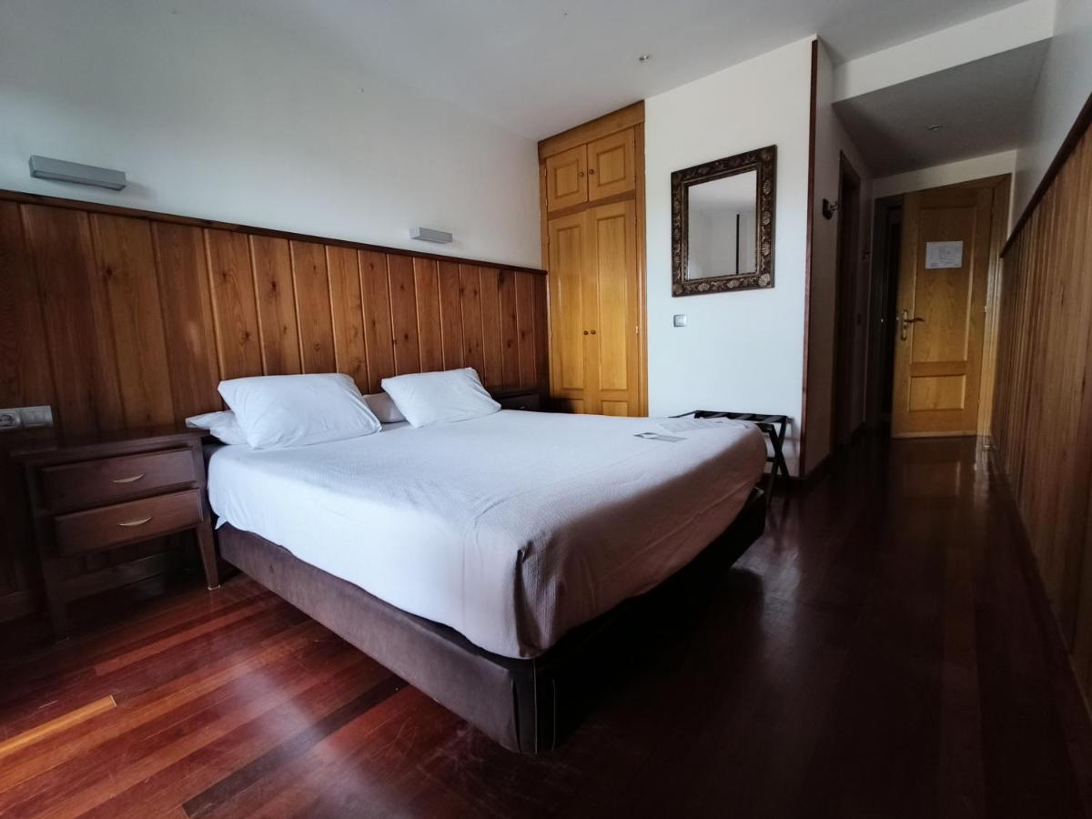 Hotel Rural Cuartamenteru Poo De Llanes Exterior photo