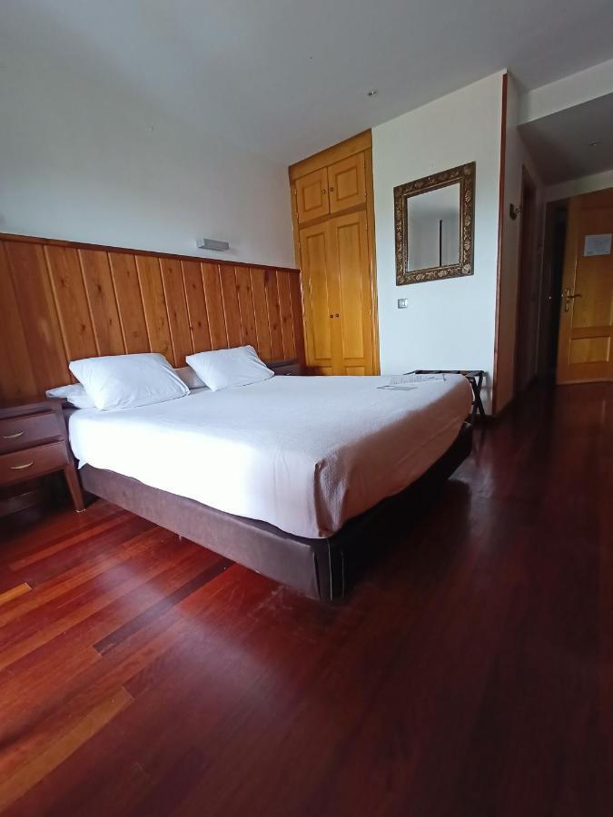 Hotel Rural Cuartamenteru Poo De Llanes Exterior photo