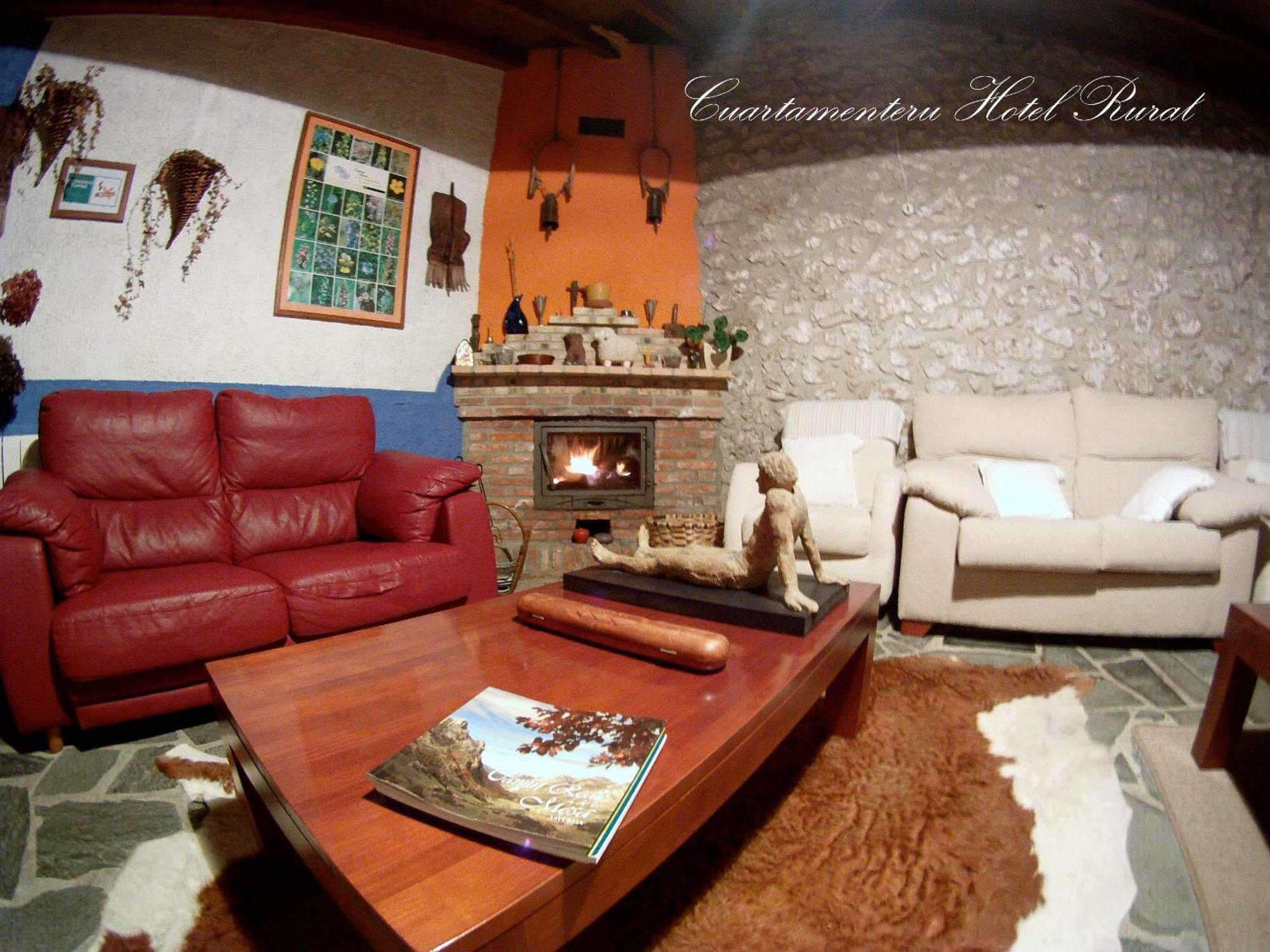 Hotel Rural Cuartamenteru Poo De Llanes Exterior photo