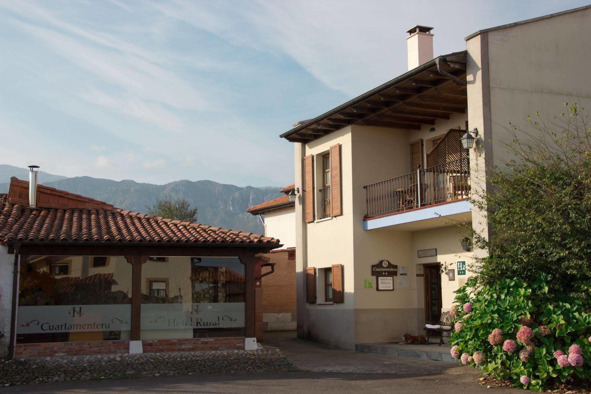 Hotel Rural Cuartamenteru Poo De Llanes Exterior photo